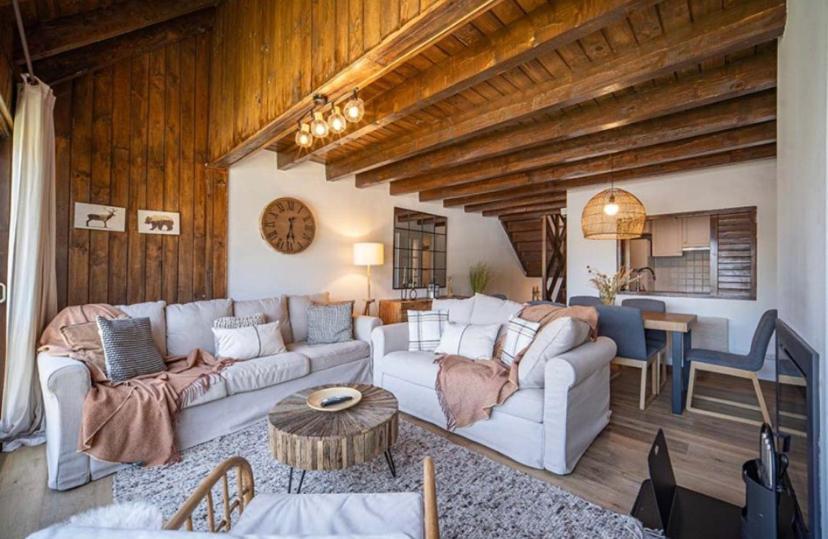Casa Catania-Acogedora Casa Con Impresionantes Vistas-Fibra Optica Villa Salardú Kültér fotó