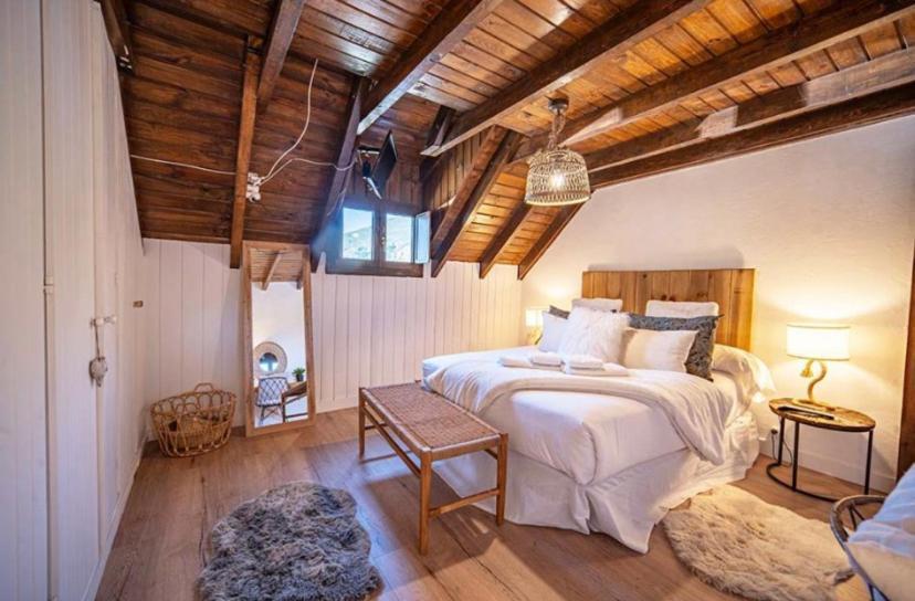 Casa Catania-Acogedora Casa Con Impresionantes Vistas-Fibra Optica Villa Salardú Kültér fotó